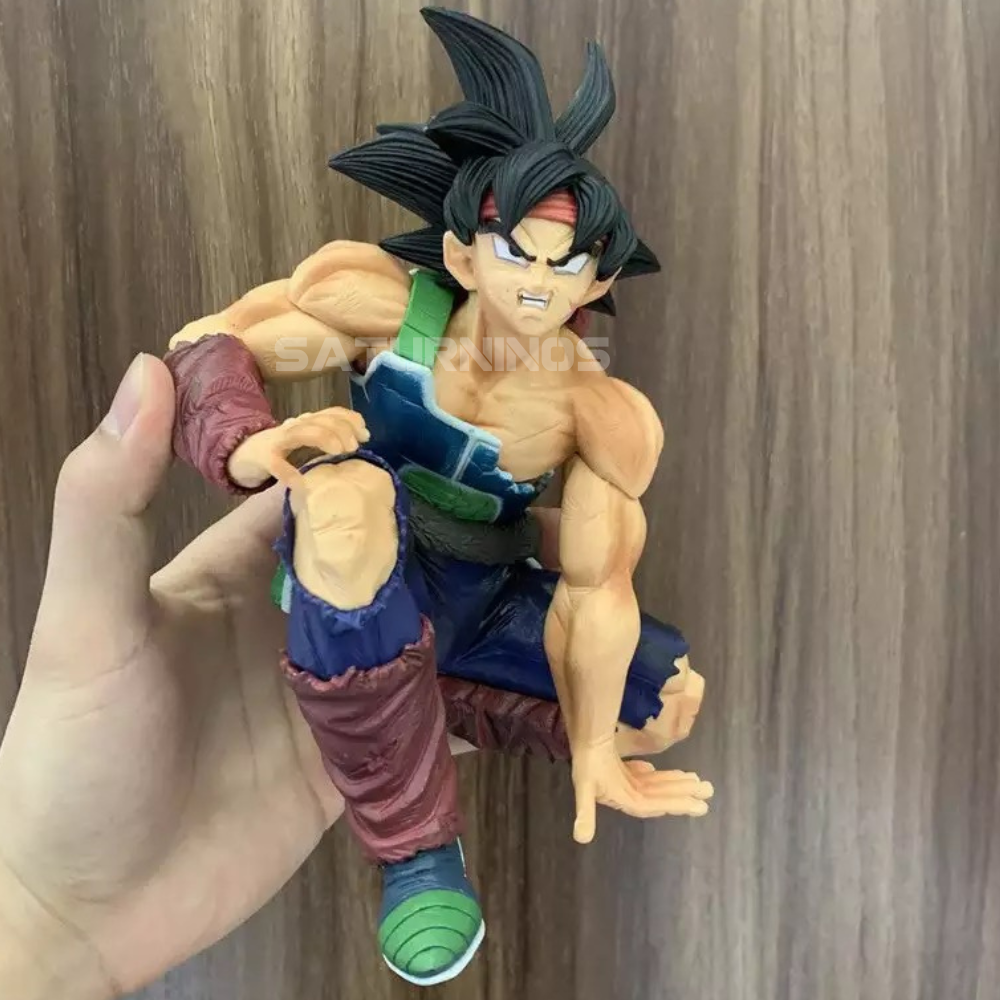 Goku Action Figure 19cm capa loja saturninos 1